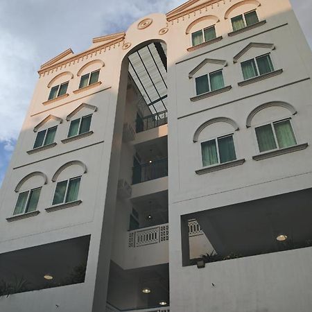 1001 Nights Boutique Inn كاجايان دي أورو المظهر الخارجي الصورة