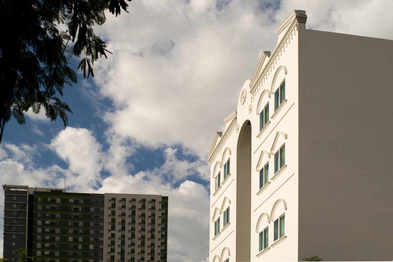 1001 Nights Boutique Inn كاجايان دي أورو المظهر الخارجي الصورة