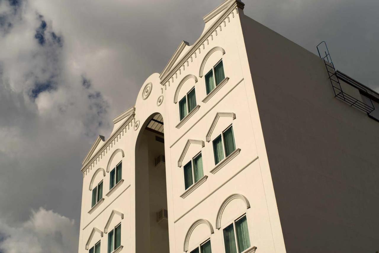 1001 Nights Boutique Inn كاجايان دي أورو المظهر الخارجي الصورة